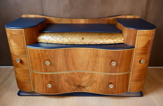 Image 1 of Tocador Art Déco restaurado de nogal con espejo