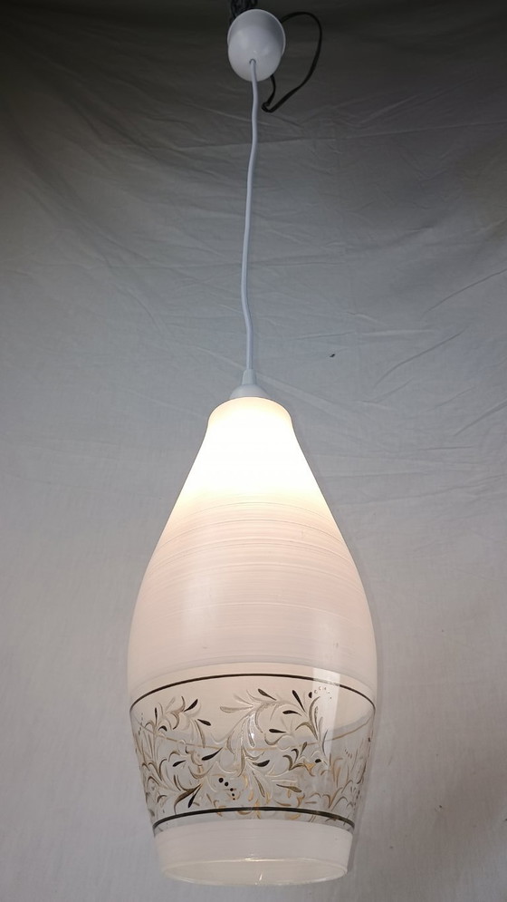 Image 1 of Lampada a sospensione da soffitto LUNEL Lanterna testurizzata in vetro bianco, stile vintage di metà secolo