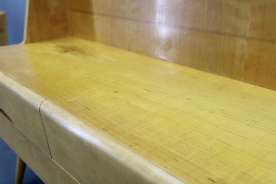 Image 1 of Nachtkastjes en ladekast met glazen legplank uit 1960, Tsjecho-Slowakije