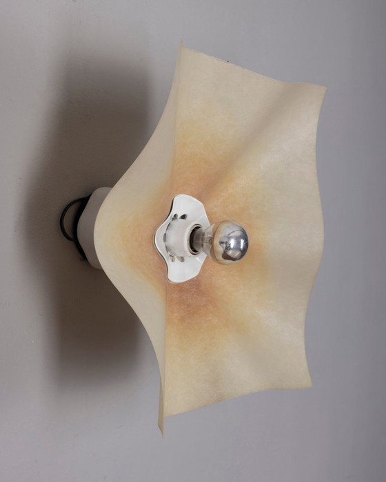 Applique "Area" vintage anni '70, disegnata da Mario Bellini per Artemide – Carta (photo 2 of 14)