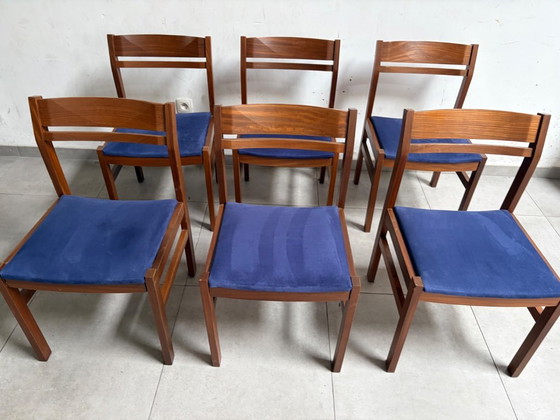 Esszimmerstühle aus Holz mit blauer Sitzfläche, Mid -century, Stoff, Braun, Mid Century Modern (Foto 4 von 5)