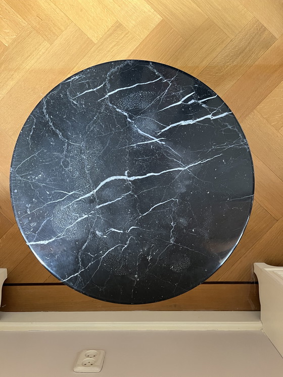 Image 1 of Marmeren tulip bijzettafel Saarinen Knoll