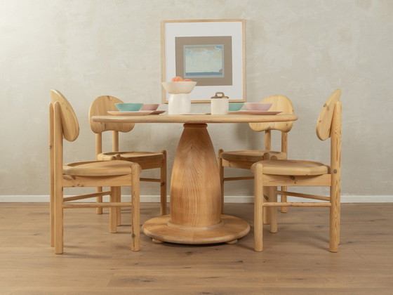 Image 1 of Esstisch aus den 80er Jahren mit dickem Holzgestell