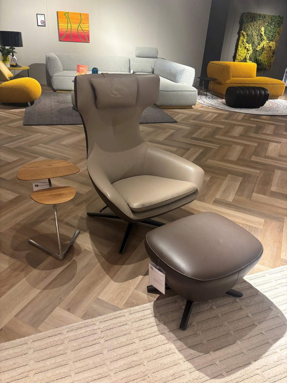 Image 1 of Leolux Caruzzo Plus recliner armchair with ottoman
