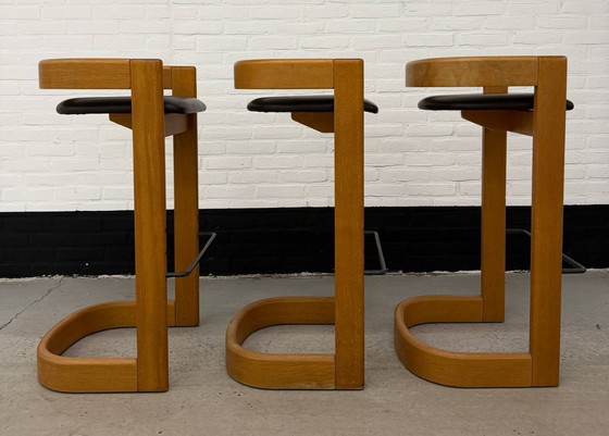 Juego de 3 taburetes de bar estilo Willy Rizzo – Wood (photo 6 of 10)