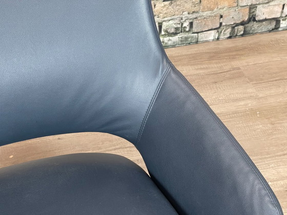Artifort Kalm - Dunkelblau | Patrick Norguet – Sessel, Leder, Metall (photo 10 of 16)