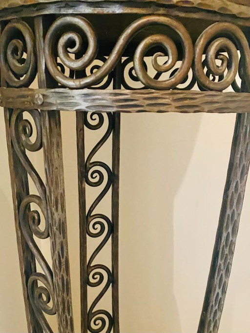 Art Nouveau pedestal table