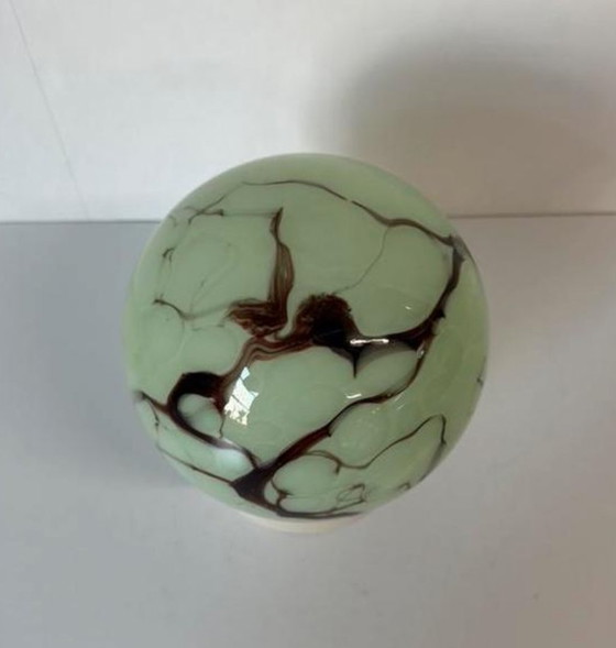 Image 1 of Lampada vintage Thabur a sfera marmorizzata verde anni '30