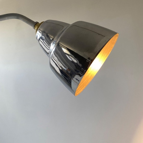 Image 1 of ANCIENNE LAMPE D’ATELIER INDUSTRIEL ARTICULEE