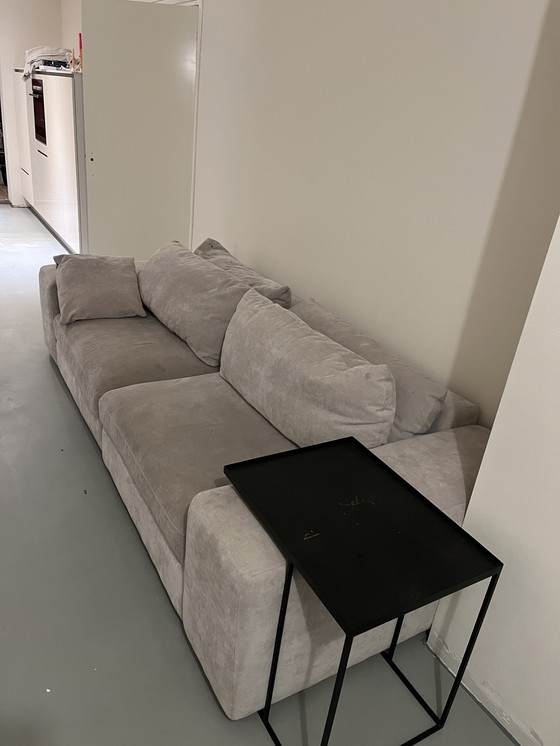 Image 1 of Eichholtz sofa vista grande Clark 