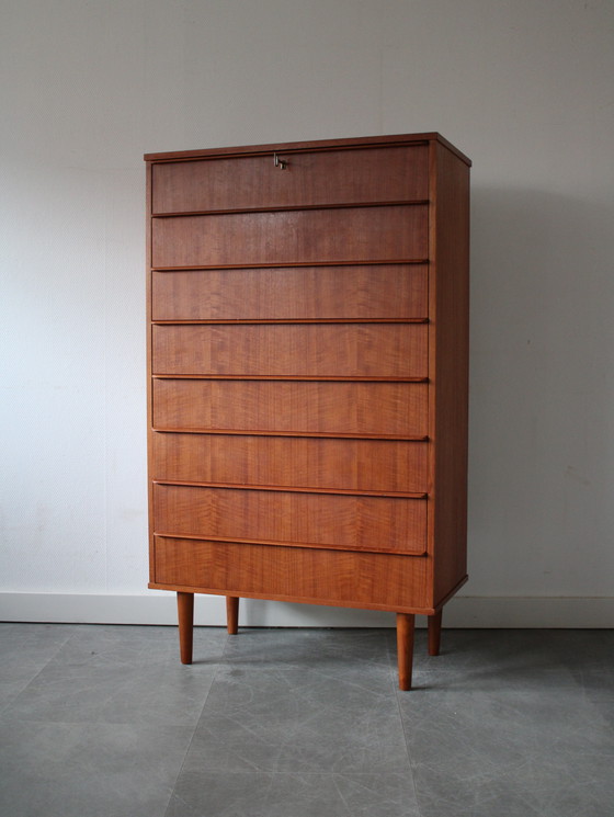 Image 1 of Vintage Deense ladekast in teak, tallboy