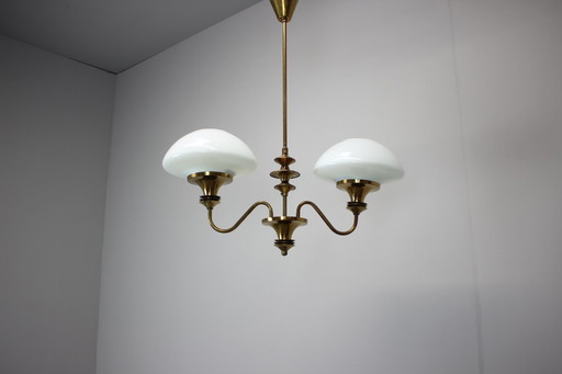 Lampadario in ottone di metà secolo della vetreria Jablonec, anni '70, Cecoslovacchia