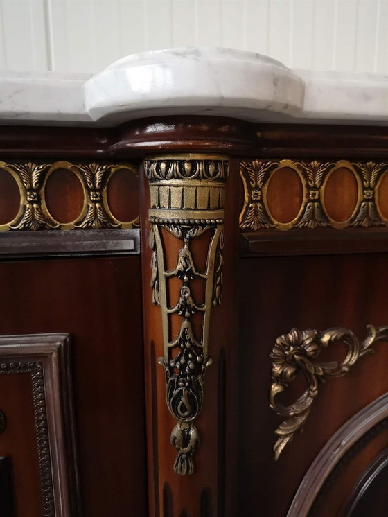 Image 1 of Frans dressoir/buffetkast in Lodewijk XVI-stijl, gesigneerd door JP Ehalt.
