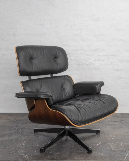 Vitra Ray & Charles Eames Lounge Chair