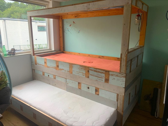 Image 1 of Bed Roos - Piet Hein Eek (originele 1e serie)