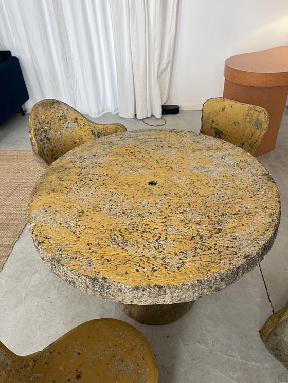 Image 1 of Garden furniture made of concrete with a wood-like finish