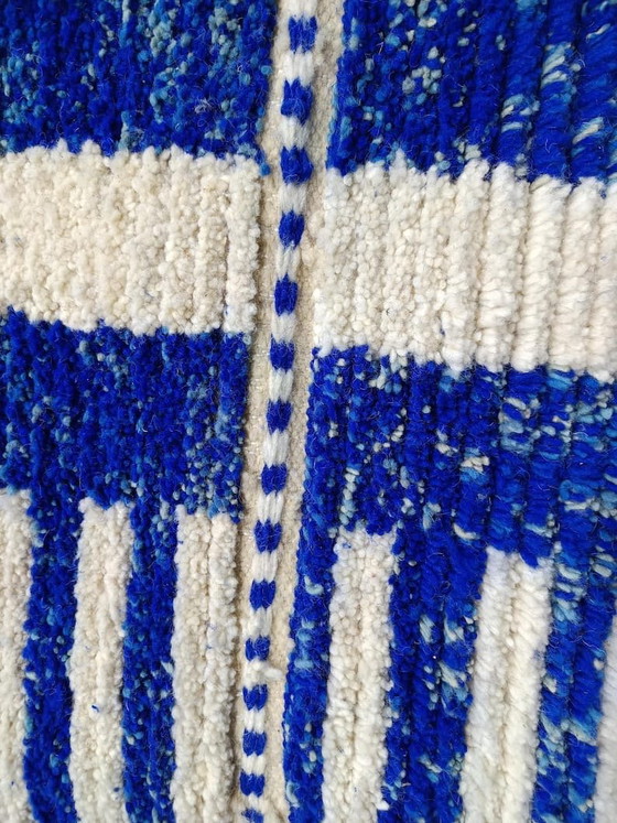 Tapis en laine nationale marocaine tissé a la main traditionnelle bleu taille 200/300 cm – Aime Té, Wool (photo 9 of 10)