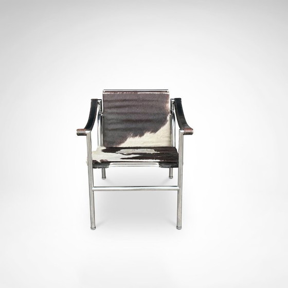 Image 1 of Fauteuil LC1 en peau de poney, conçu par Le Corbusier et al. pour Cassina, années 1980