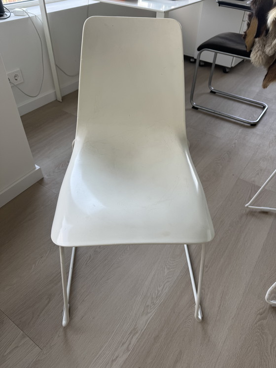 Image 1 of 4x white Bonaldo dining chairs ‘Lei’ 