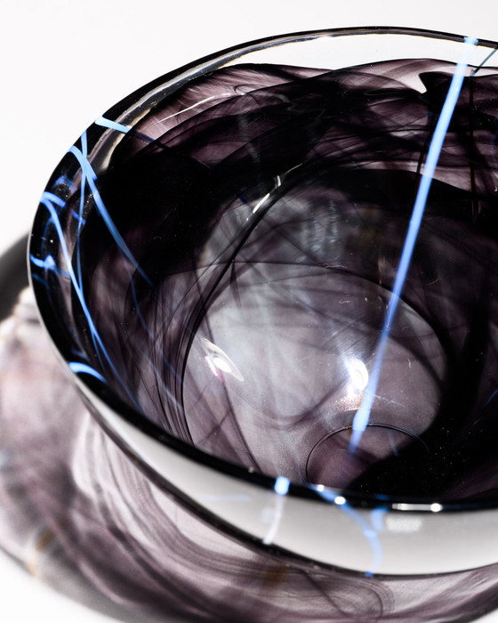 Image 1 of Kosta Boda Anna Ehrner "Contrast" Ciotola firmata in vetro soffiato a mano, Svezia, diam. 23 cm