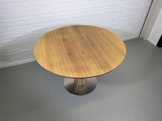 Image 1 of Lasko uitschuifbare design tafel eiken. 