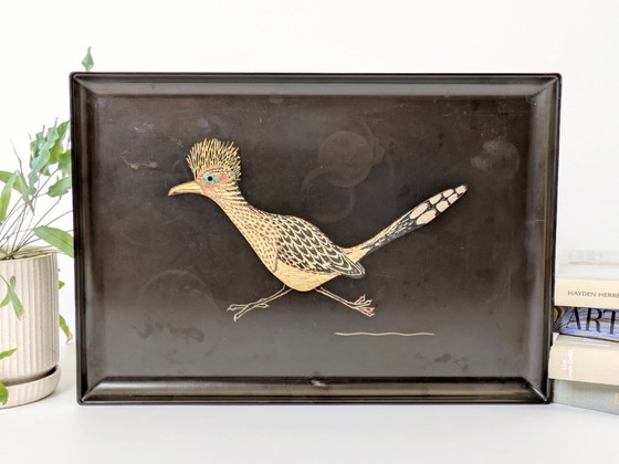 Image 1 of Grande vassoio di metà secolo di Couroc of Monterey | Intarsio Roadrunner | Resina fenolica nera