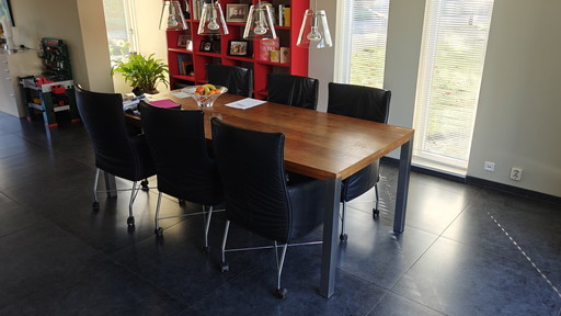 Renew-ID Table T03 avec pieds en acier inoxydable 6x6 cm