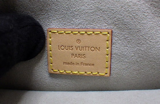 Sac à dos Tiny Louis Vuitton – Sacs a dos, Cuir, Toile (photo 12 of 14)