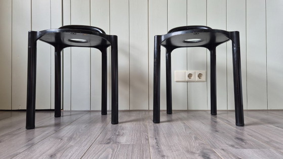 Image 1 of Ensemble vintage de deux tabourets noirs POLO Kartell