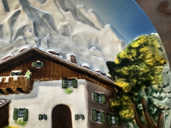 Image 1 of Assiette vintage Decorative Barbotine Montagne / Chalet - Germania Ovest - D 30 cm
