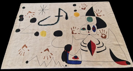 Alfombra "Mujer en la noche" de Joan Miró – Lana de seda anudada a mano sobre algodón (200x300cm) – Wool (photo 4 of 10)