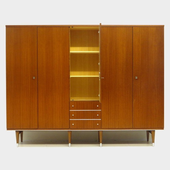 Image 1 of Ampio armadio vintage a 5 ante con tre cassetti in teak, anni '60.