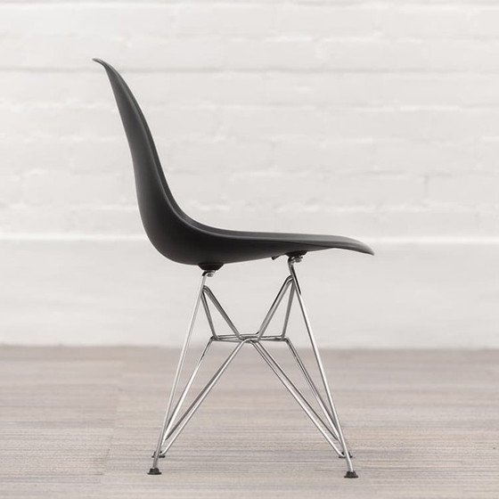 Image 1 of Silla Vitra Eames Plastic Chair Dsr Club