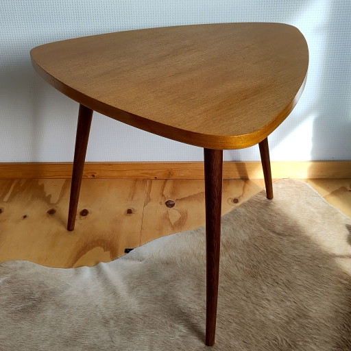 Tavolino Mid-Century Modern