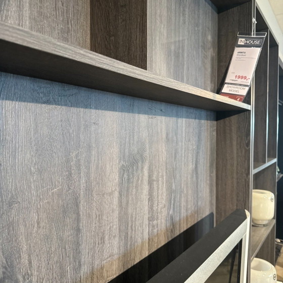 Mueble de Pared Arinta - Melamina Roble – INHOUSE (photo 3 of 3)