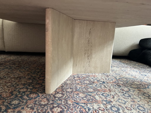 Couchtisch aus Travertin