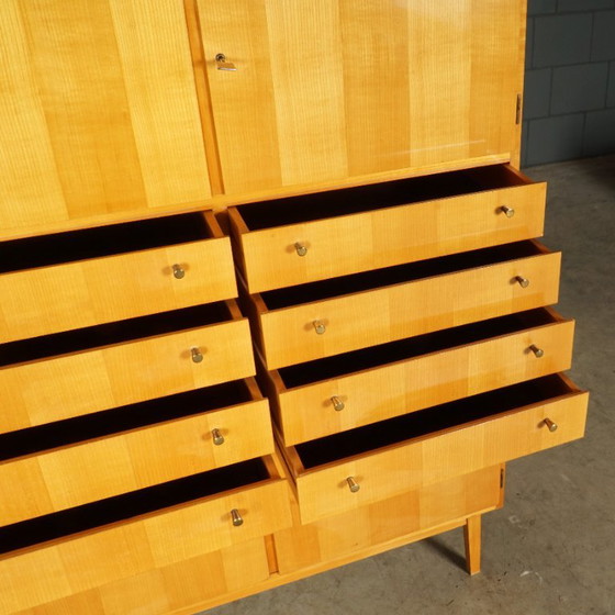 Mobile pensile vintage lucido in noce, anni '70 – Credenze alte, Wood (photo 10 of 14)