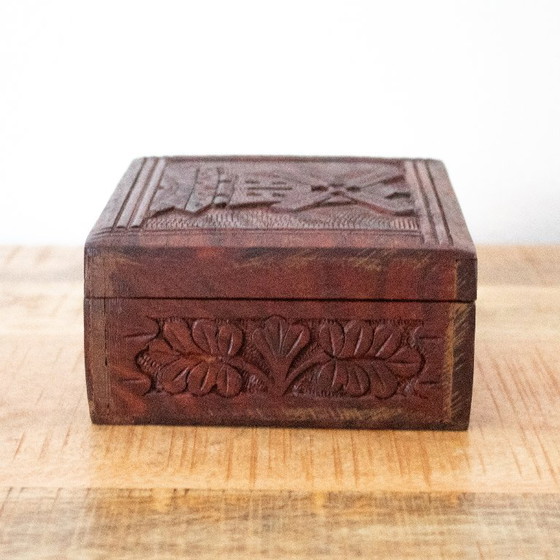 Scatola in Legno Vintage Intagliata a Mano con Decorazione a Mulino a Vento – Oggetti decorativi, Wood (photo 5 of 10)