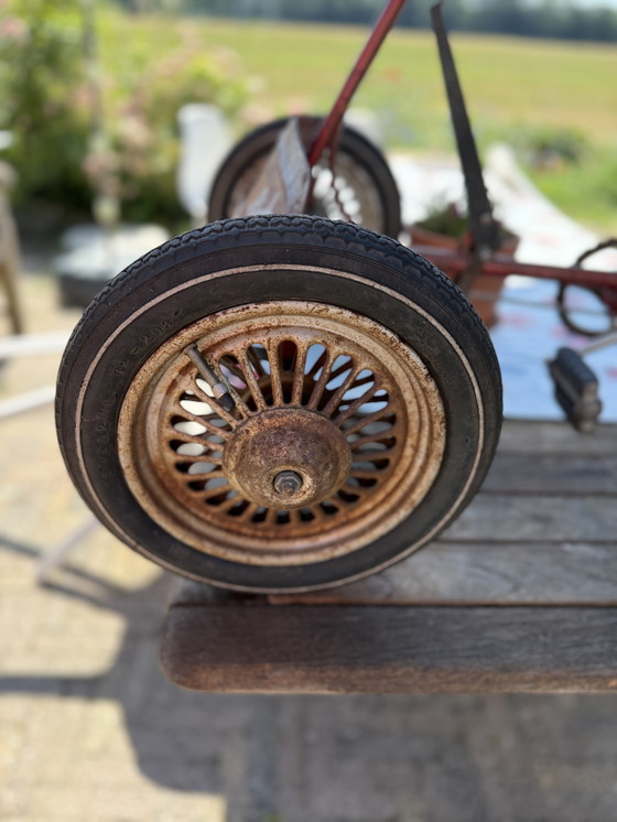 Image 1 of Lilliput pedal car 50/60's