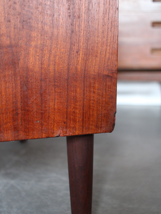 Image 1 of Cassettiera danese vintage in teak