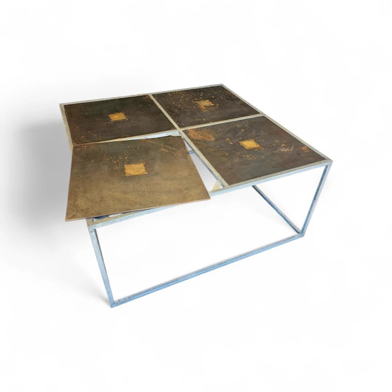 Table basse brutaliste unique des années 80 avec plateaux lourds en métal / cuivre / acier – Livres d'art (photo 3 of 8)