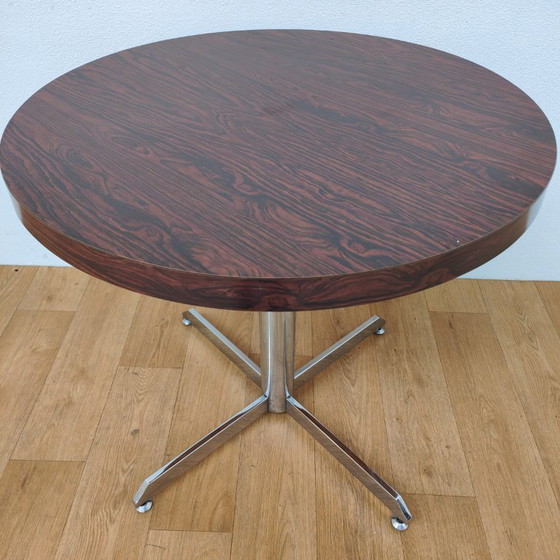 Image 1 of Vintage round Mid Century dining table kitchen table