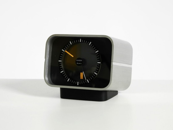 Image 1 of Horloge de table SABA originale, très rare et de grande taille, avec boîtier en aluminium, datant de 1975.