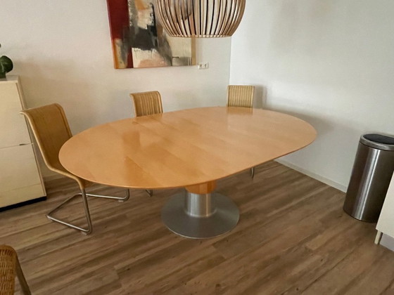 Image 1 of Table de salle à manger Arco Balance diamètre 130 cm, extensible 189x130