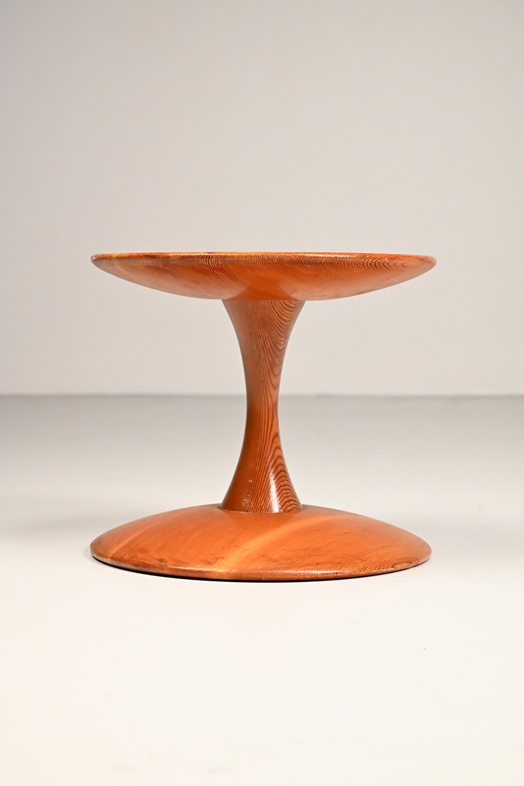 Nanna Ditzel ND 102 'Trisse' stool | €450 | Whoppah