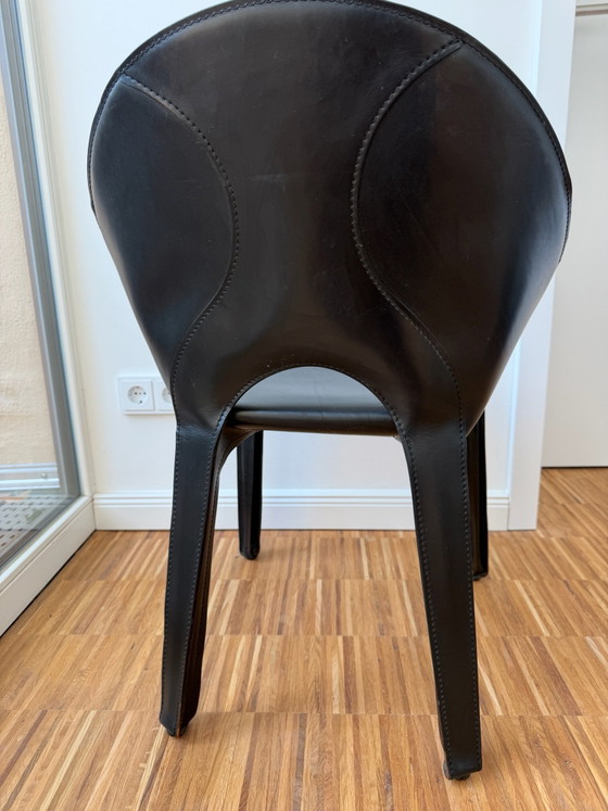 Cassina Lira CAB K5 - Mario Bellini - nero – Sedie da camera, Pelle (photo 7 of 9)