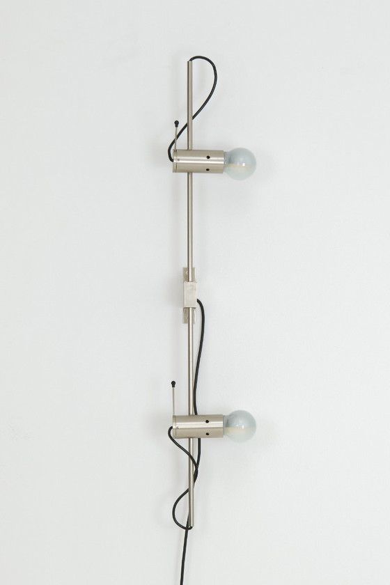 Image 1 of Aplique de pared modelo 1110 - Tito Agnoli para Oluce