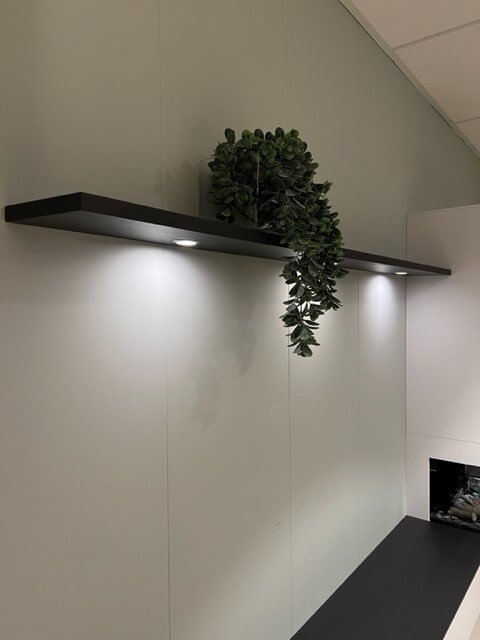 Image 1 of Interstar F210-55 TV cabinet