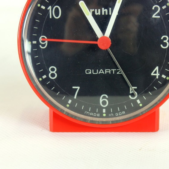 Image 1 of Sveglia vintage anni '70 di Ruhla nella RDT in plastica rossa