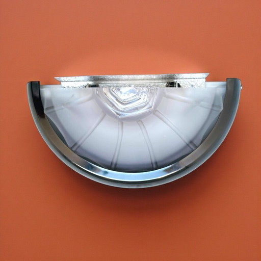 Applique in vetro smerigliato in stile Art Déco